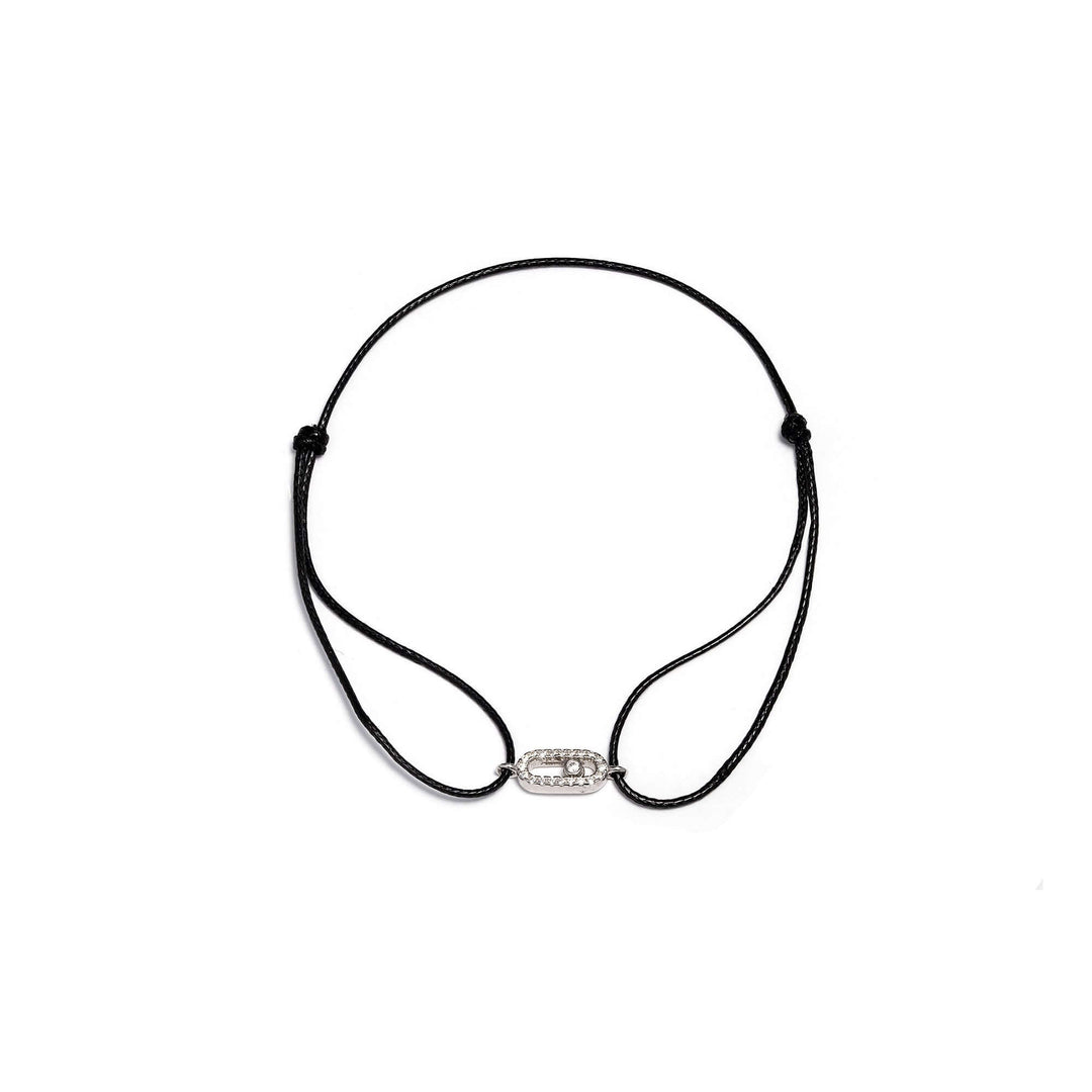 Гривна с черен конец и сребърен елемент с цикрони.