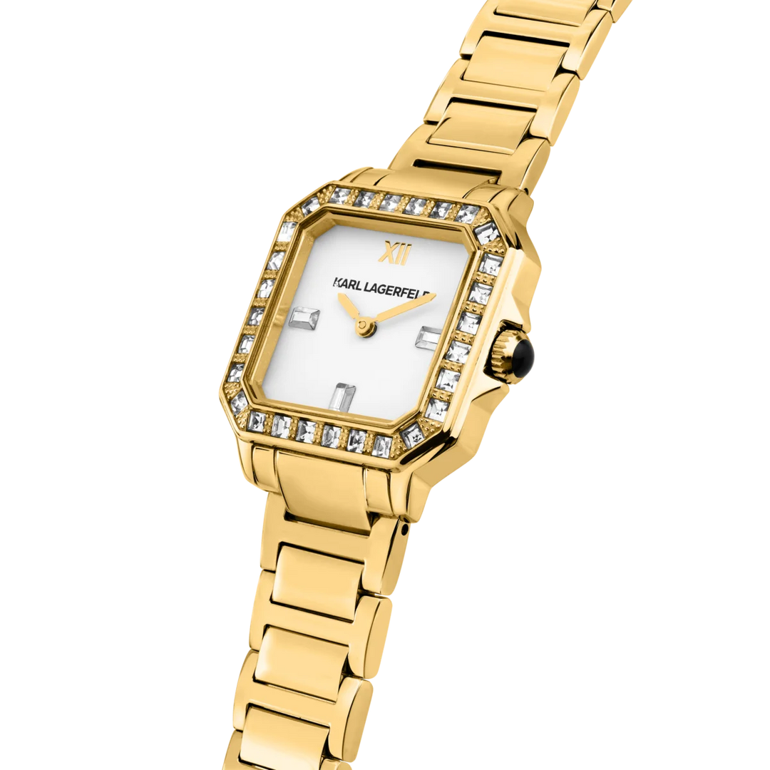 Близък план на дамски часовник Karl Lagerfeld Square Classics с бял циферблат и златист безел, инкрустиран с кристали – R0553102501