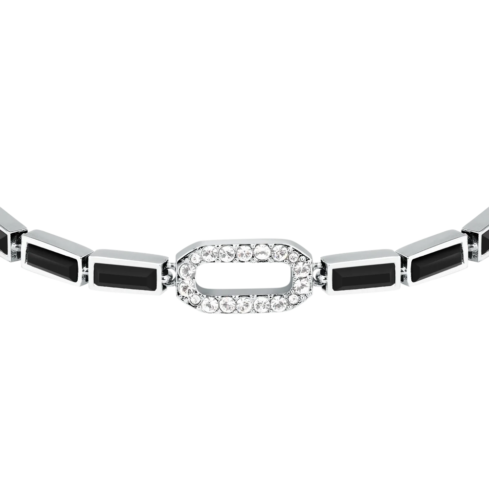 Дамска гривна Karl Lagerfeld Crystals, детайлен изглед на овалния централен елемент с паве от бели кристали – модел KLAYC18