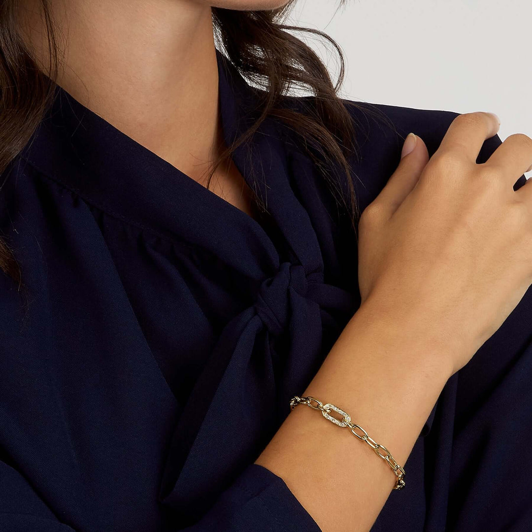 Дамска гривна от стомана със златно PVD покритие. SAZC04