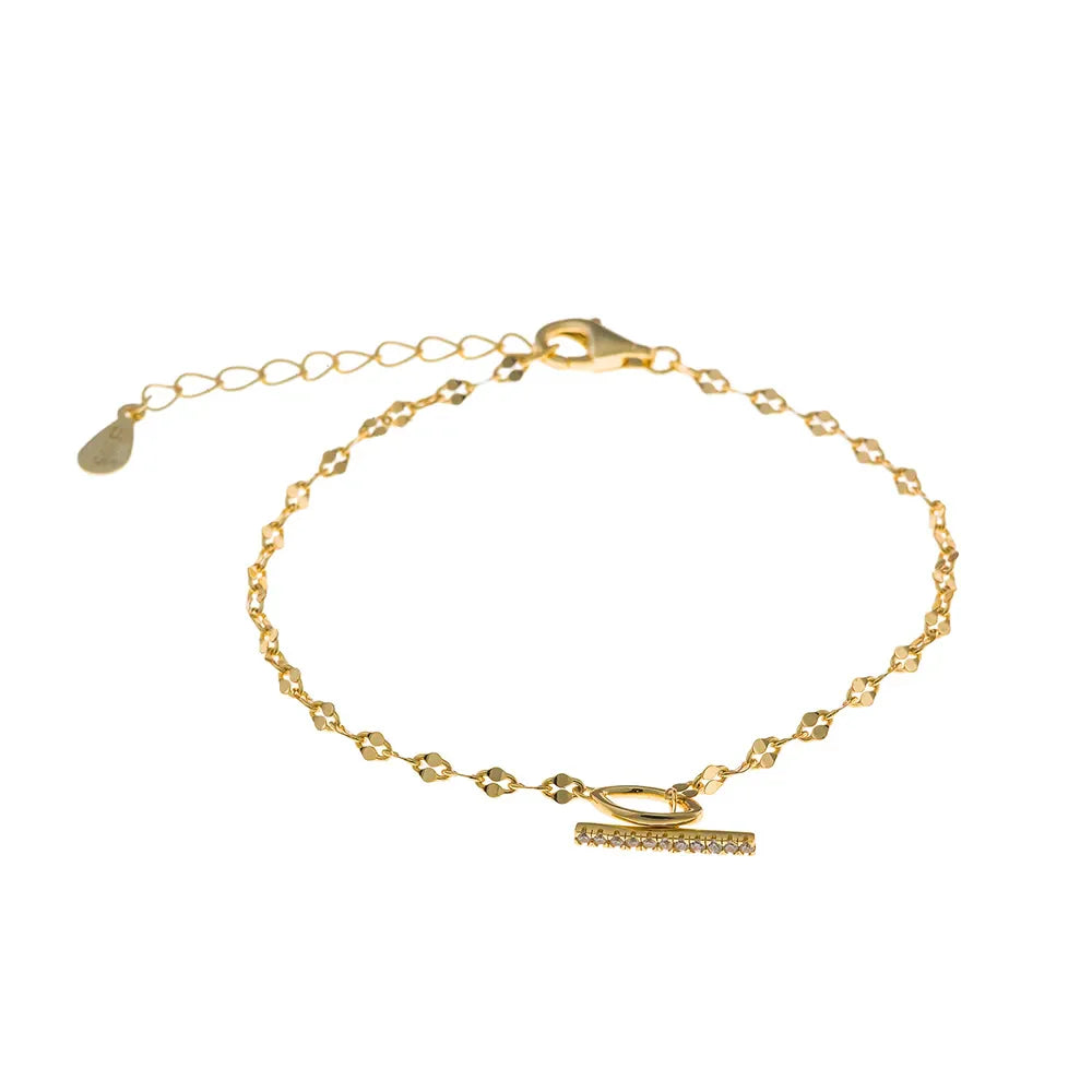 Елегантна дамска гривна Salvatore Plata от сребро с позлатяване и циркони на бяла повърхност.