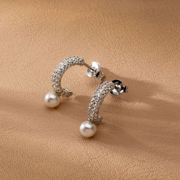 Дамски обеци халки с перли и нежни циркони Morellato SXU52