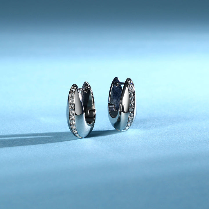 Нежни дамски обеци халки от колекцията Morellato Creole. Изработени от стомана. SAUP19