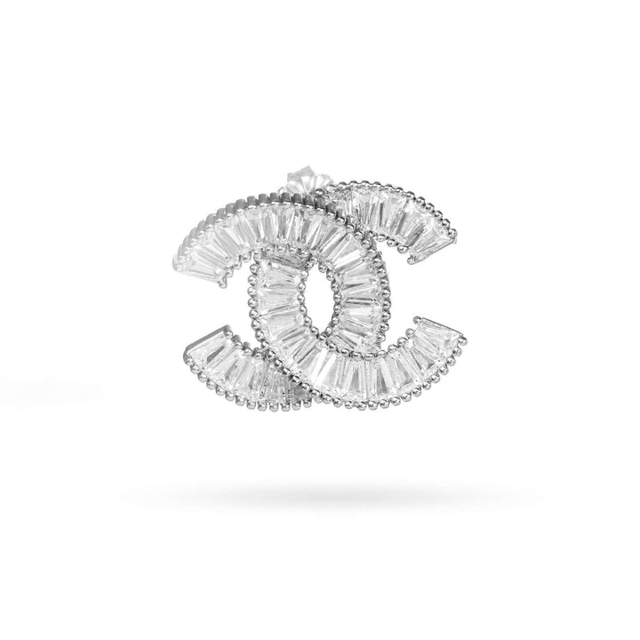 Сребърни обеци с циркони. Размер: 2 см х 1.5 см.