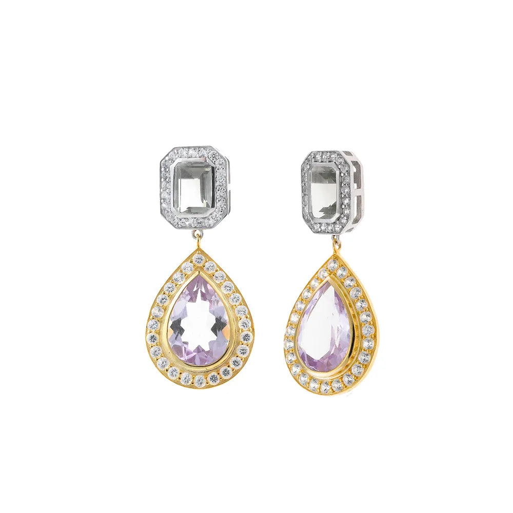 Детайлни сребърни обеци Salvatore Plata с аметист и циркони на бял фон.