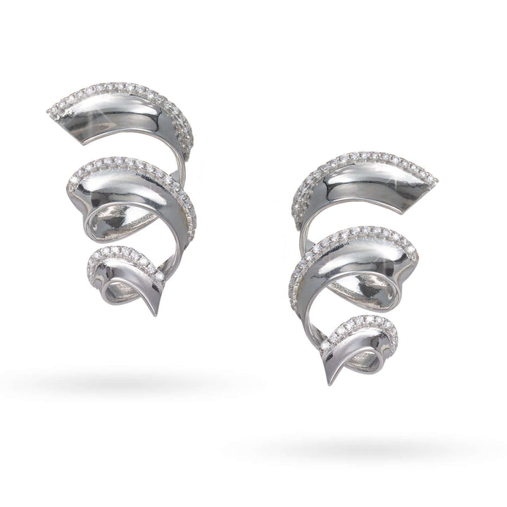 Сребърни обеци в спираловидна форма с нежни циркони.