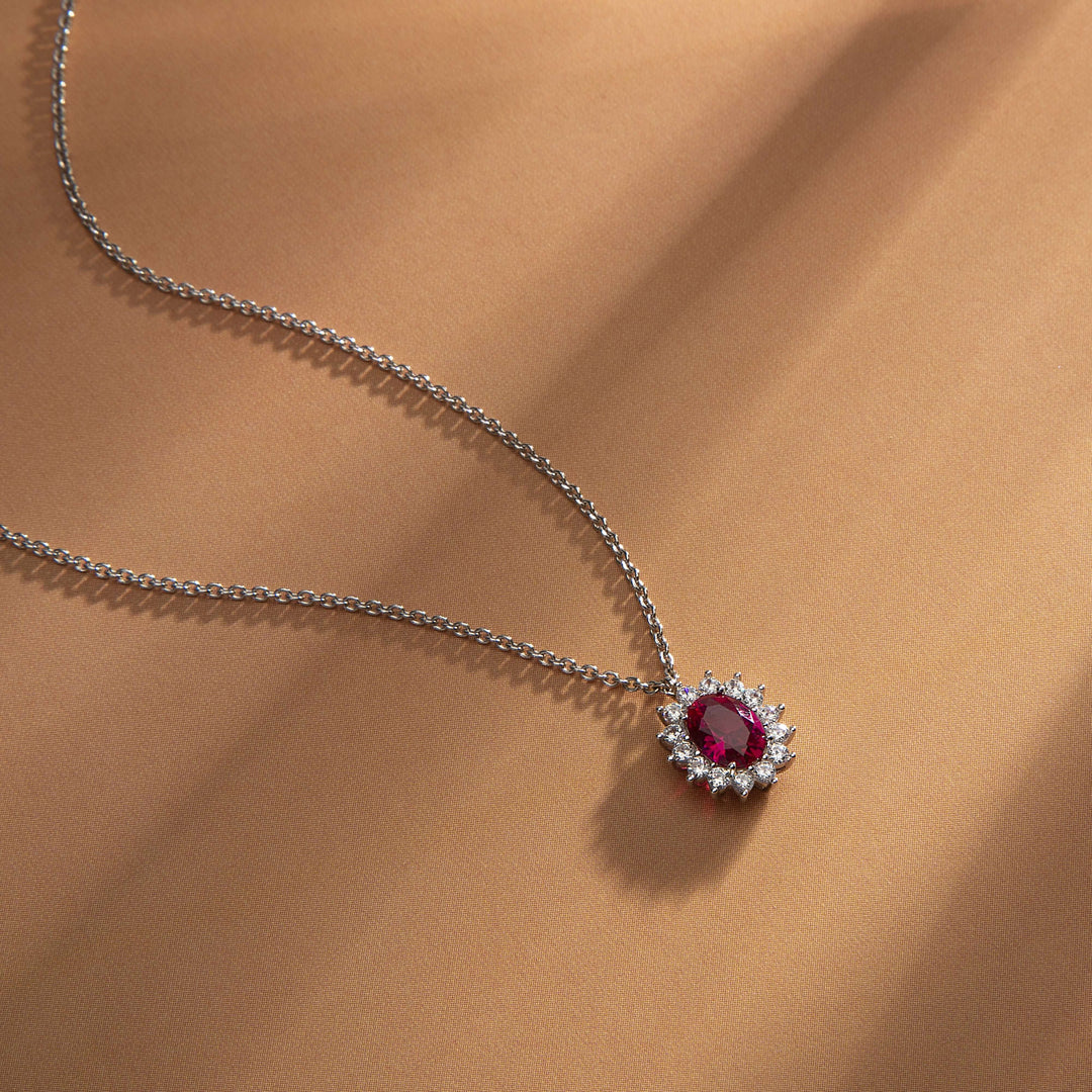 Дамско колие от сребро Morellato SAIW281 с родиево покритие и циркони.