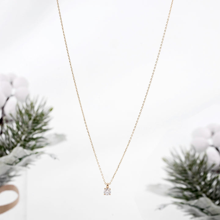 Диамантено колие от злато 14К. Естествен диамант 0.08ct