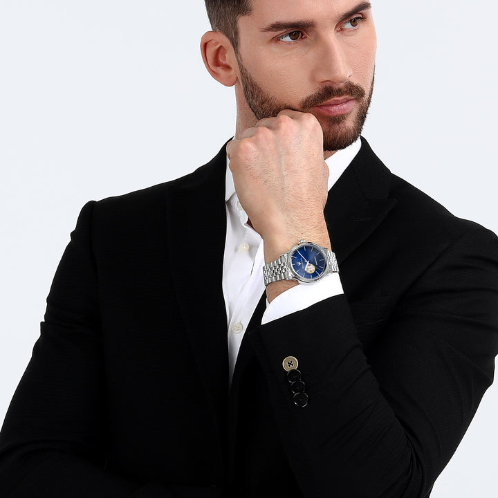 Мъжки часовник Maserati R8823118018 с видим механизъм и син циферблат