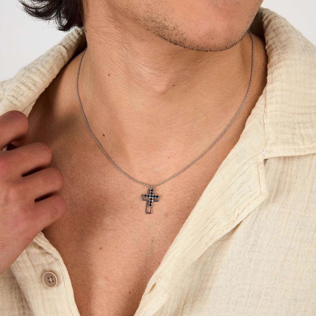 Стилно мъжко колие с кръст, изработено от сребро 925. Дължина 45 см+5 см. Идеален подарък за него. Morellato Tennis SATT22