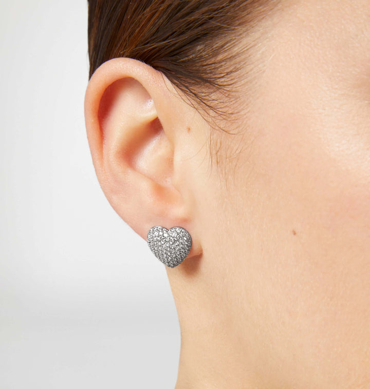 Дамски сребърни обеци сърца с фини циркони. Chiara Ferragni J19AXD22