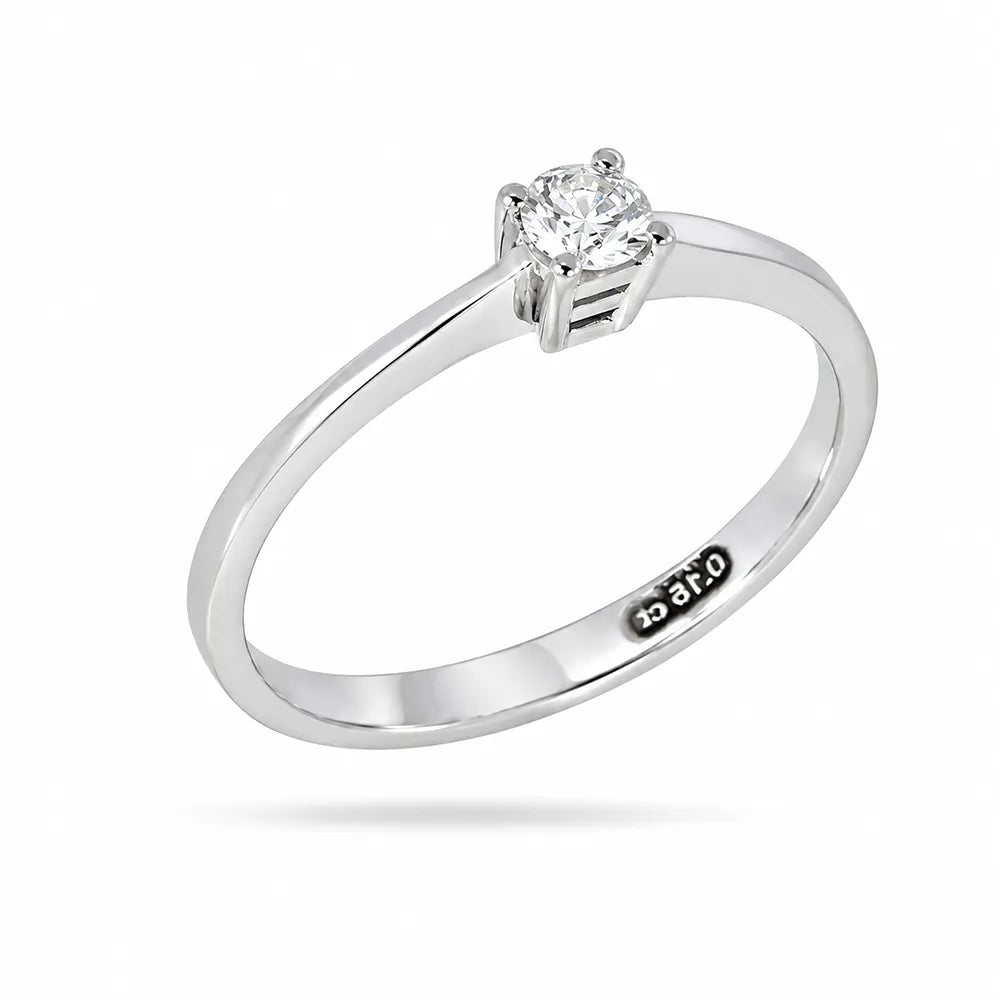 Пръстен Senso Diamonds от 14K бяло злато 585 с диамант 0.15 ct на бял фон
