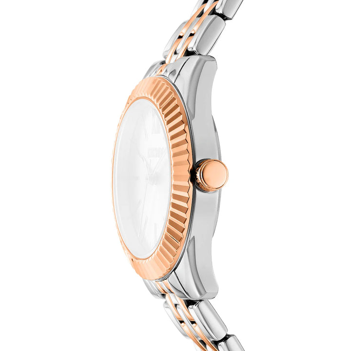 Профил на дамски часовник DKNY Everyday – тънък корпус 30 мм с рифелован безел и розовозлатисти акценти, модел DK1L017M1105