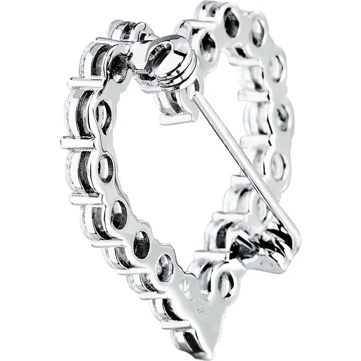 Гръб на брошката с иглен механизъм и полирано сребро.
