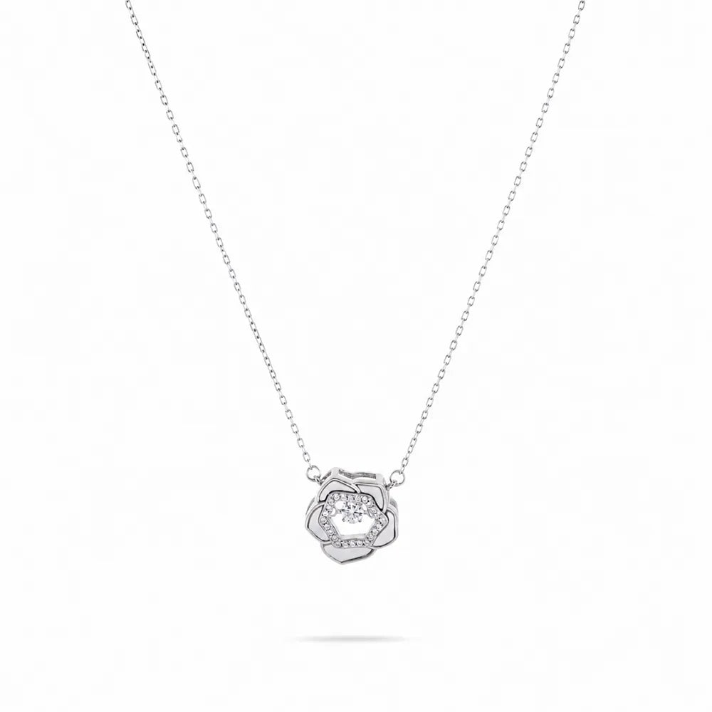 Сребърно колие с кръгла висулка от сребро 925 и циркони Senso Silver на бял фон

