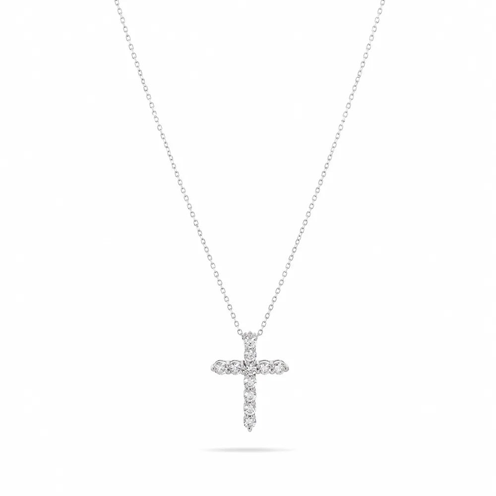 Колие от 14K бяло злато Senso Diamonds с кръст и диаманти 0.28 ct на бял фон
