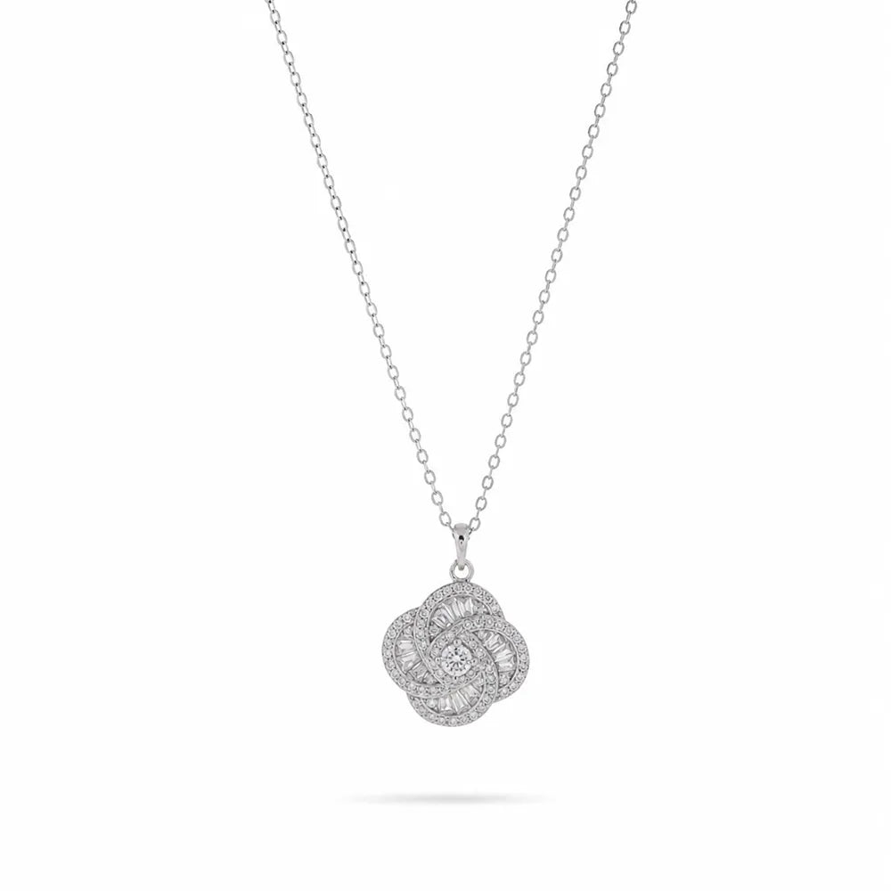 Сребърно колие медальон от сребро 925 с циркони Senso Silver на бял фон
