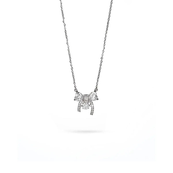 Колие от сребро с родиево покритие и панделка с блестящи циркони