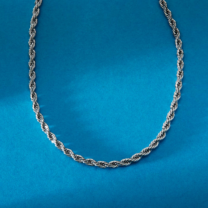 неръждаема стомана, дамско колие на цветен фон, Morellato, стилова сцена (lifestyle)