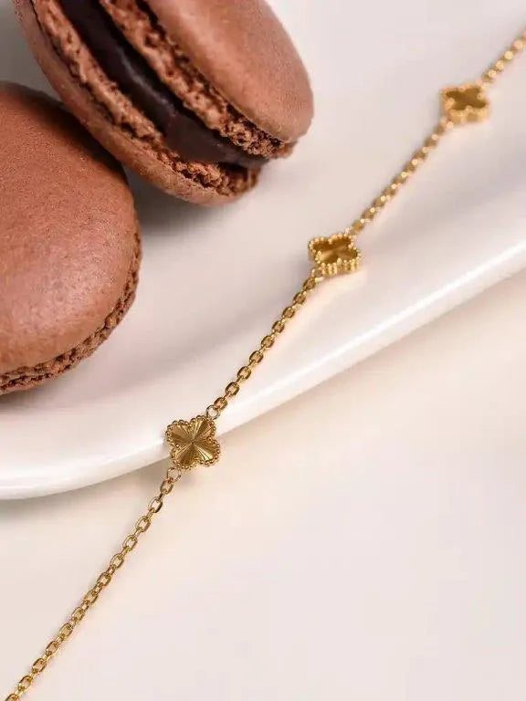 14K Gold Bracelet with Three Textured Clovers by Senso Gold, DB2670, in a styled setting