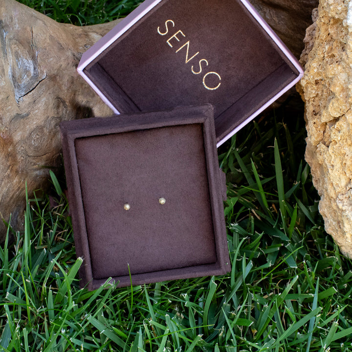 Senso Gold Studs Earrings