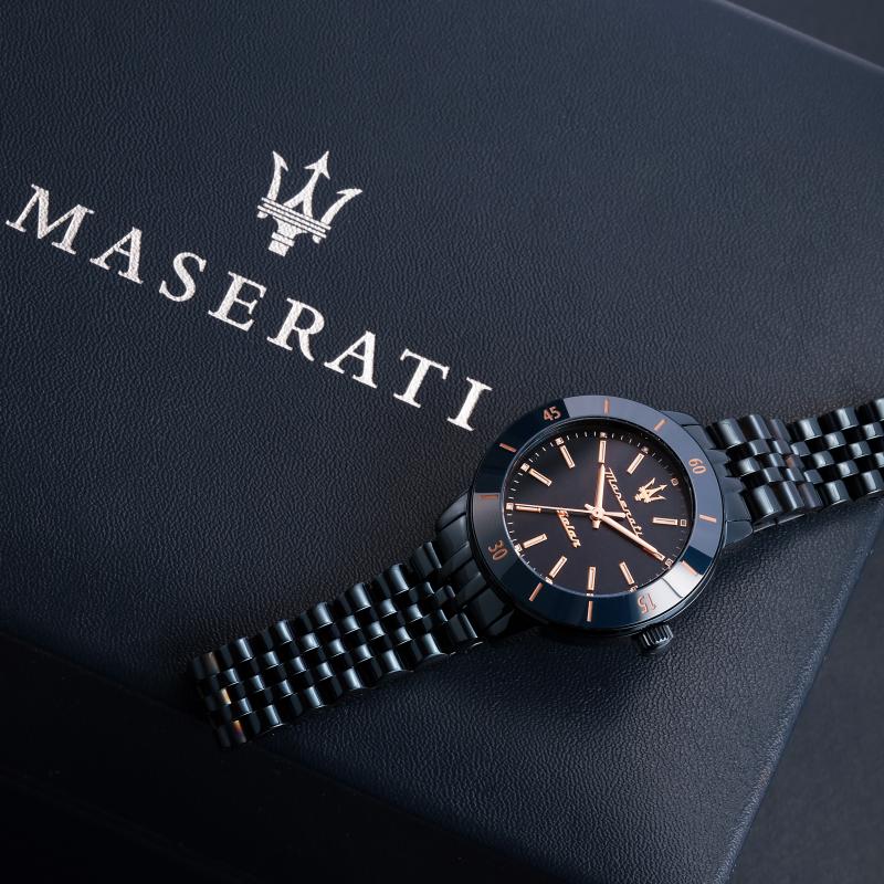 Часовник Maserati Solar Blue